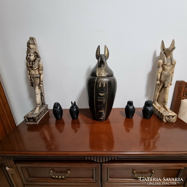 Egyiptomi gyűjtemény - kanópuszok