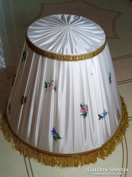 Brand new Herend silk lamp shade, hand painted, never used