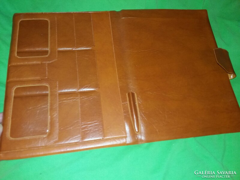 Old leather file organizer in wonderful condition, holding folder, file 31 x 21.5 cm according to the pictures