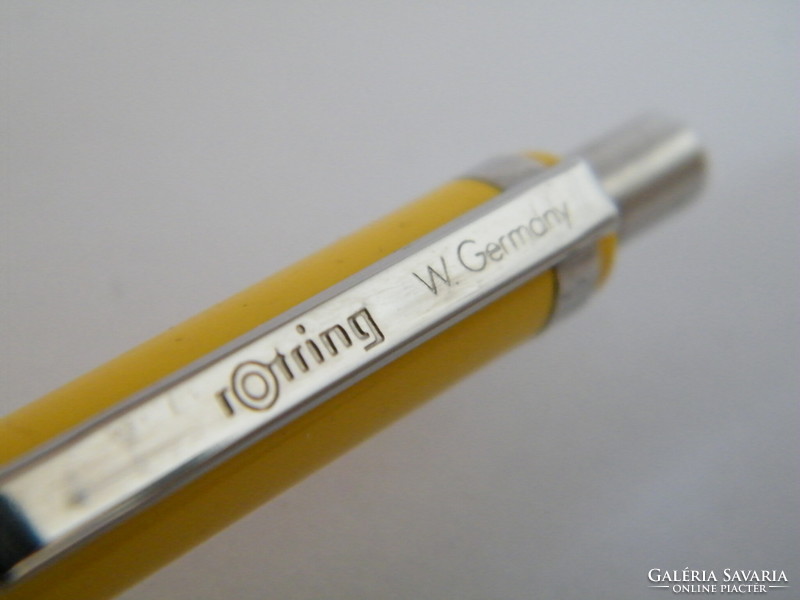 Retro yellow rotring tikky 0.5 fountain pen