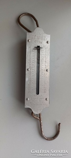 Spring scale in working condition