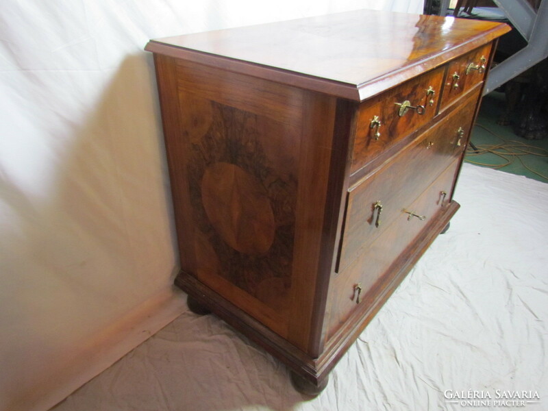 Antique neo-baroque dresser with 2+2 drawers