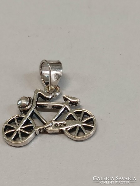 Ezüst biciklis medál