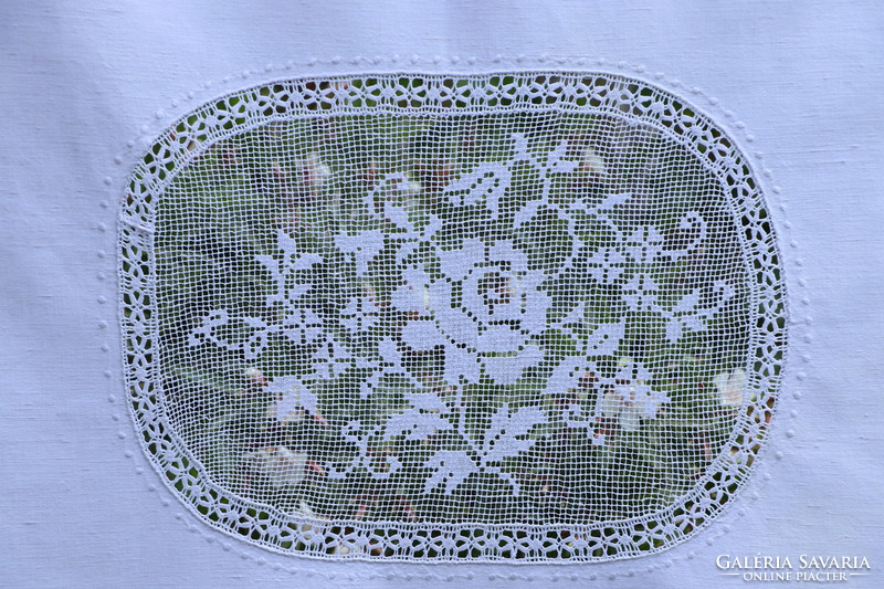 Transylvanian handmade tablecloth ii.