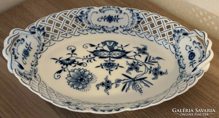 Beautiful Meissen openwork porcelain