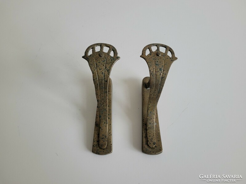 Old vintage art nouveau style copper alloy copper cornice bracket pair of cornice brackets