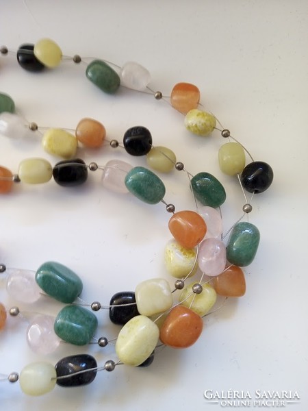 A string of pearls made of semi-precious stones