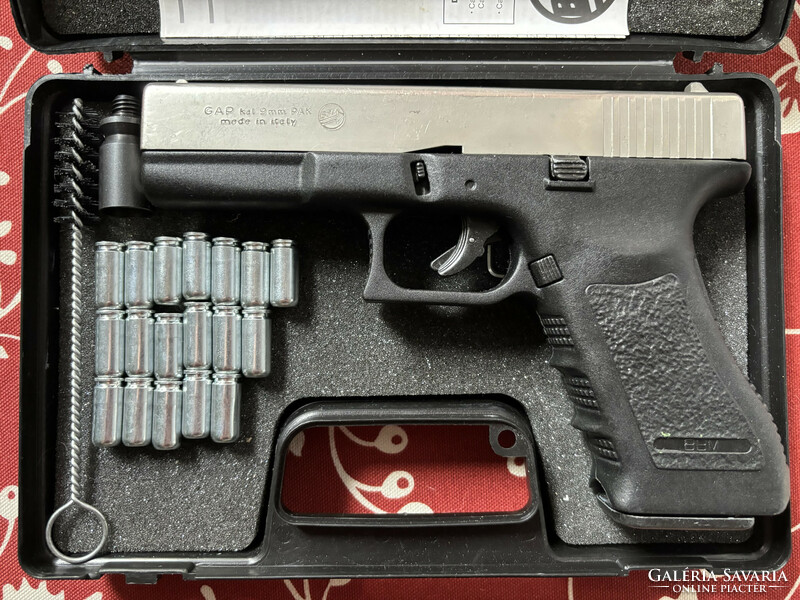 Glock 17 gáz/riasztó pisztoly