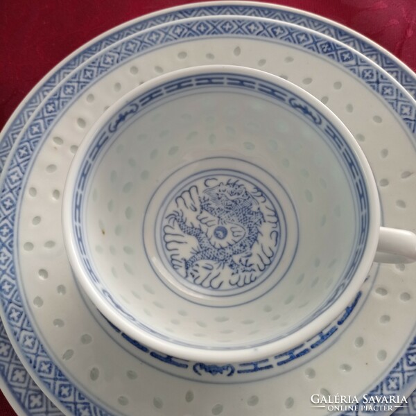 Chinese porcelain set of 4 rice grains