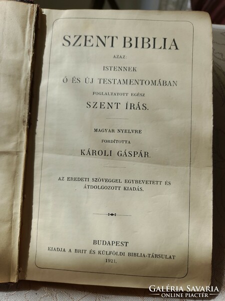 Holy Bible translated by Károlí Gáspár 1921.