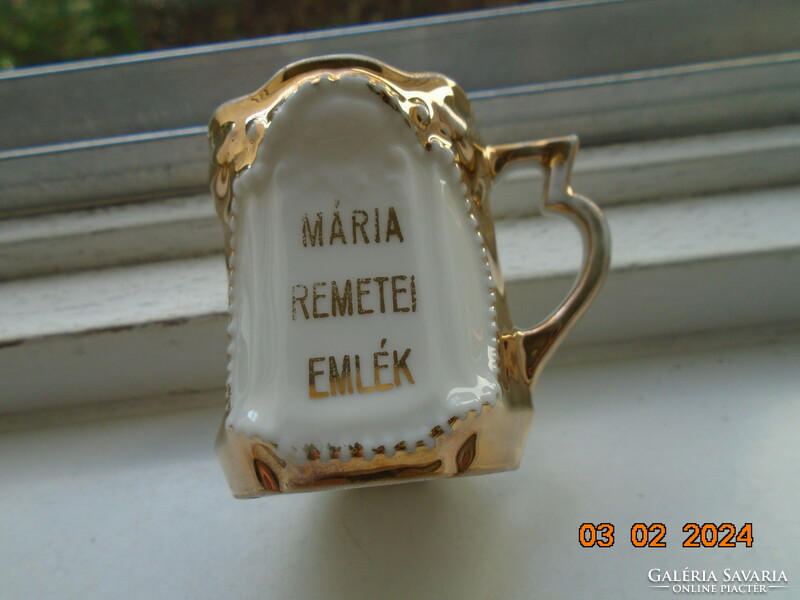 Antik Mária Remetei búcsú Emlék aranyozott dombormintás haszögletes finom porcelán kis csésze