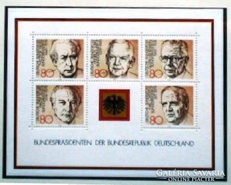Nb18 / Németország 1982 A Szövetségi Köztársaság elnökei blokk  postatiszta