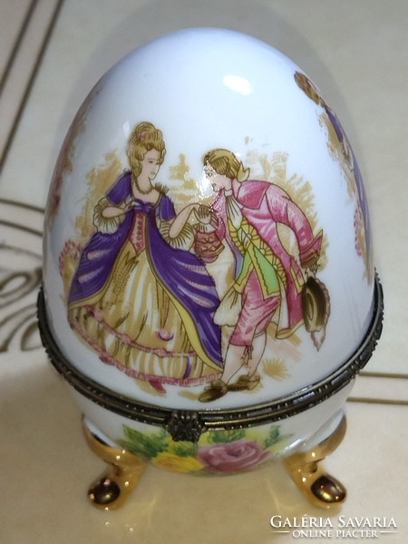 Beautiful large baroque flower-patterned porcelain jewelry box in the shape of an egg