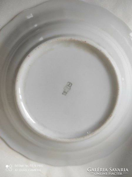 Pécs porcelain deep plates