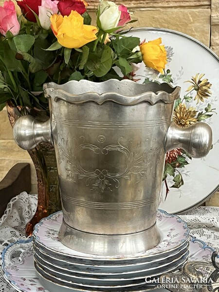 Beautiful silver-plated champagne bucket