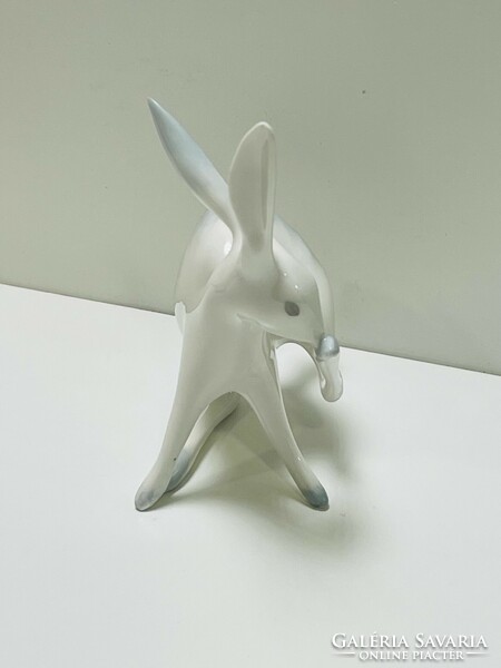 Aquincum art-deco rabbit