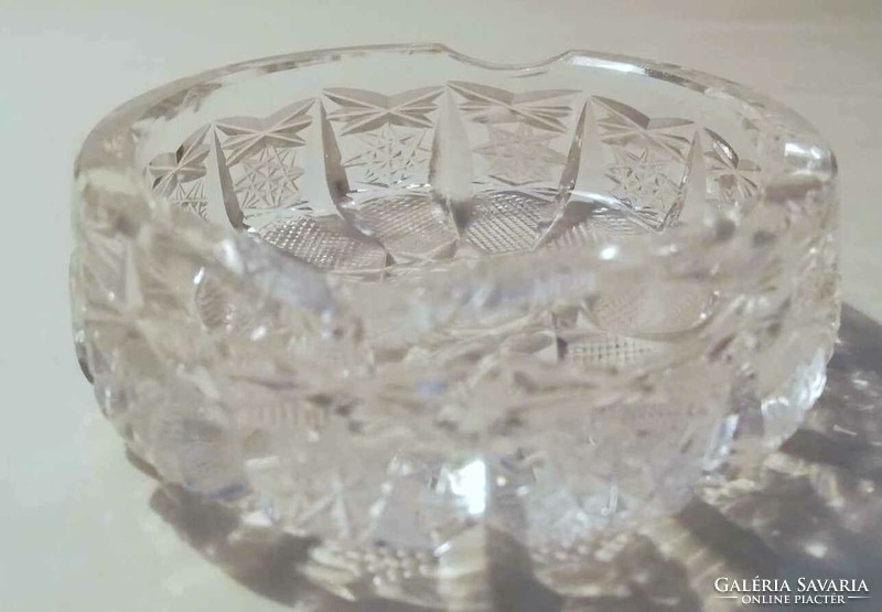 Beautifully carved lead crystal ashtray
