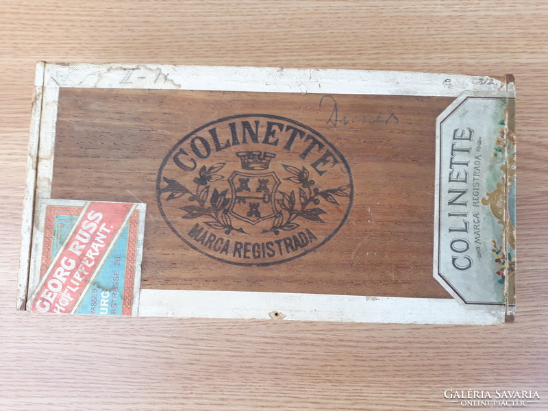 Antik Colinette fa szivaros fadoboz