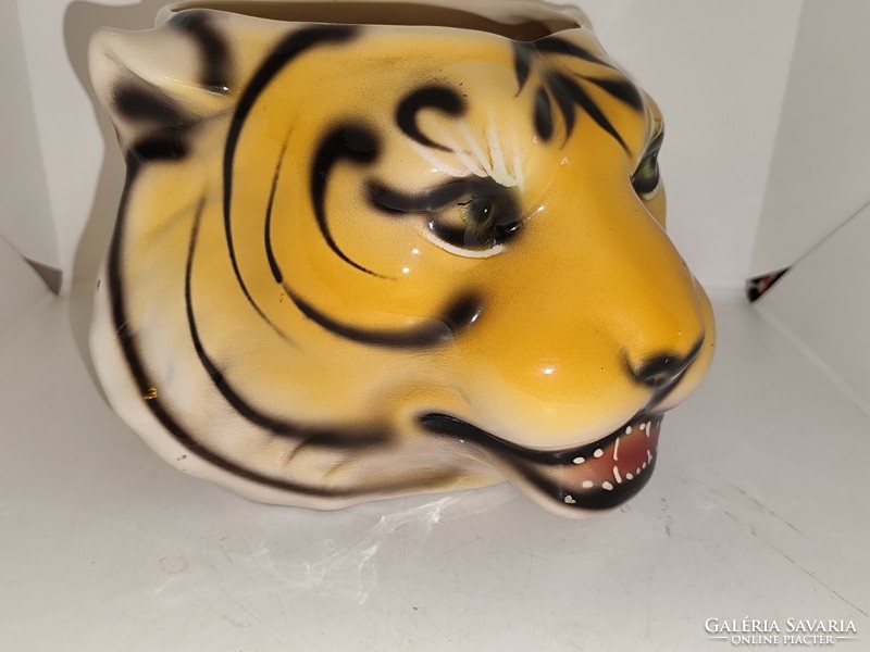 Nagyméretű élethű tigrisfej porcelán kaspó.