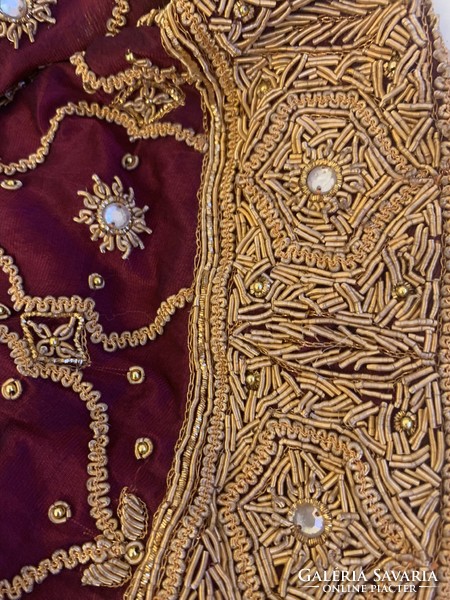 Beautiful antique original Indian wedding skirt 3.6m hand sewn with gold completely several kg