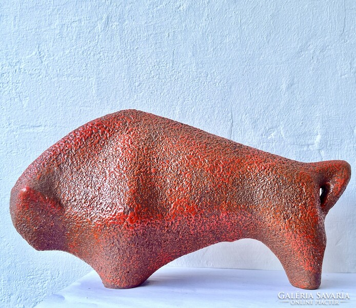 Retro ceramic orange bull from Pesthidegkút designed in 1966 by Jenő hanzely. A rare figure