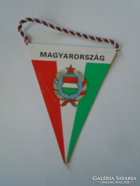 D202147 football - Hungary (Portugal) Hungary 1970's 98 x 75 mm