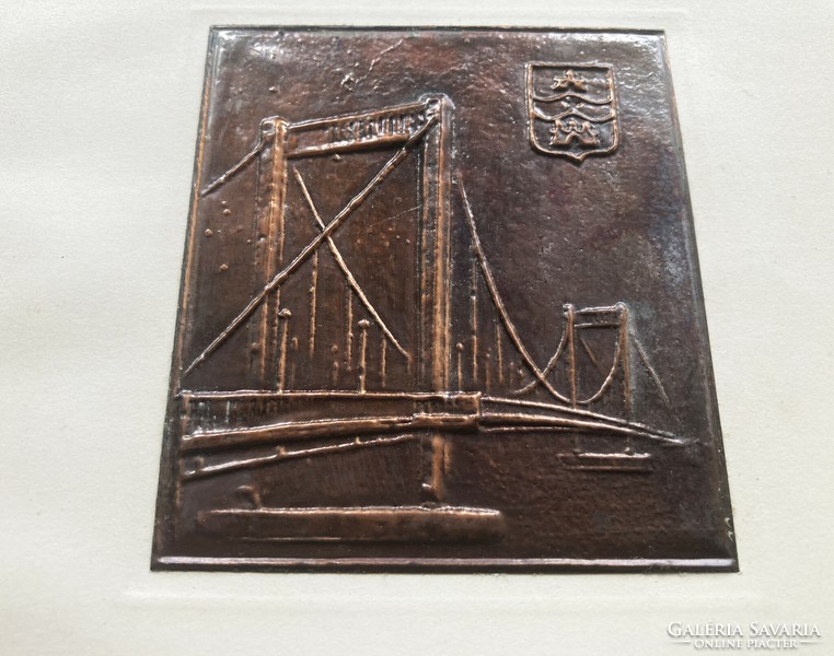 Erzsébet-híd, domborított rézplakettes üdvözlőkártya az 1970-es évekből