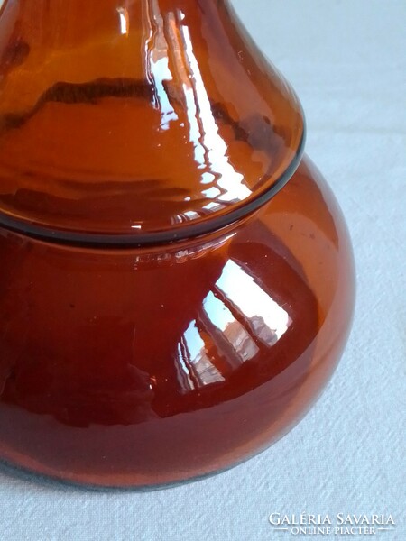 Régi borostyán barna színes füles üveg kiöntő kancsó váza Különleges forma, hibátlan 17 cm