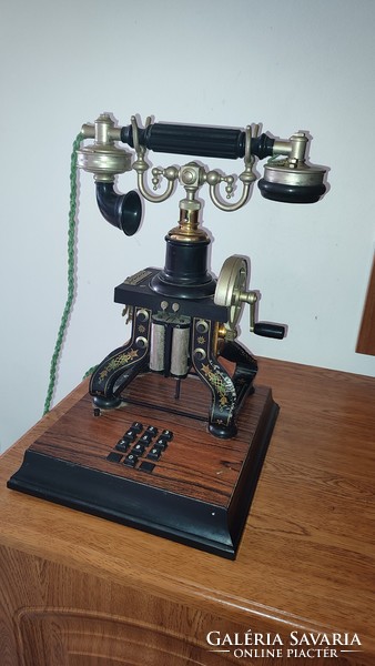 L.M. ERICSSON TAXEN TACSKÓ daschund csontváz asztali telefon 100 éves JUBILEUMI kiadás