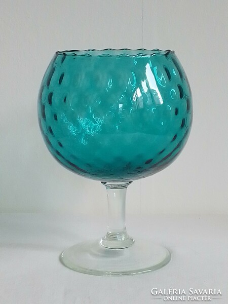 Beautiful colored turquoise blue Italian glass goblet 17.5 cm