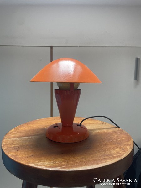 Joseph loop napako lamp