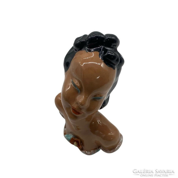 Art deco female ceramic head from Komlós m01198