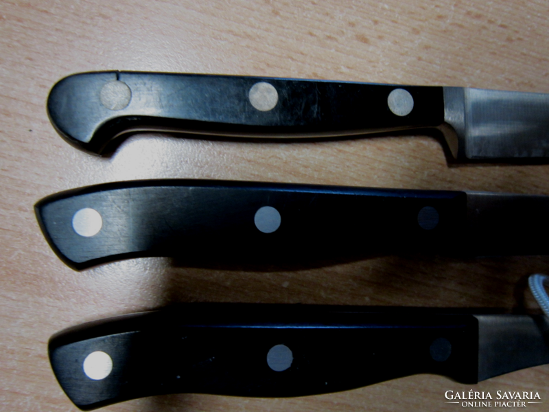 3 knives 1 j.A. Henckels 2 monogram stainless steel