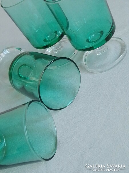 Régi vintage mid-century modern francia zöld üveg talpas boros pohár készlet 4 db jelzett Arcoroc