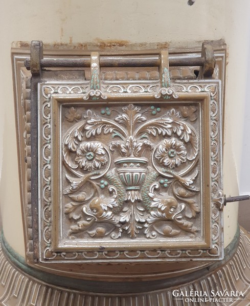 Antique enameled, art nouveau, lion's claw Meidinger coal-burning stove
