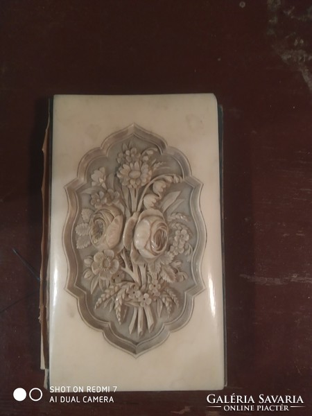 Bone-covered file holder with lid, letter holder, with carved flower decoration.
