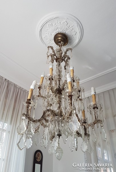 Huge crystal chandelier from the 1900s works perfectly! Can be picked up in Budapest!