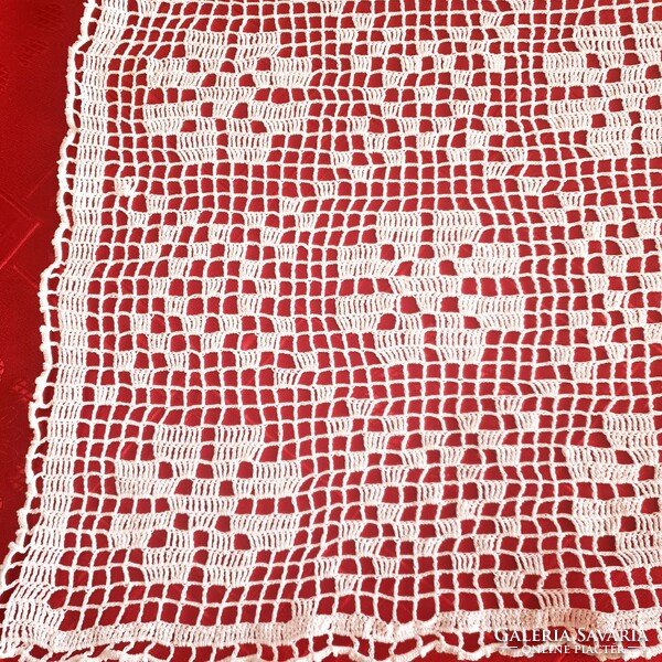 Crochet pillow front, tablecloth