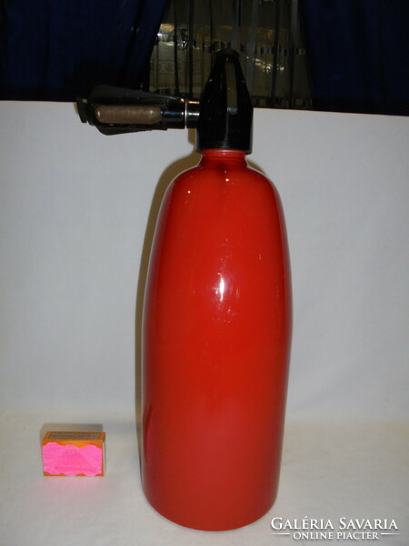 Retro two liter red soda siphon