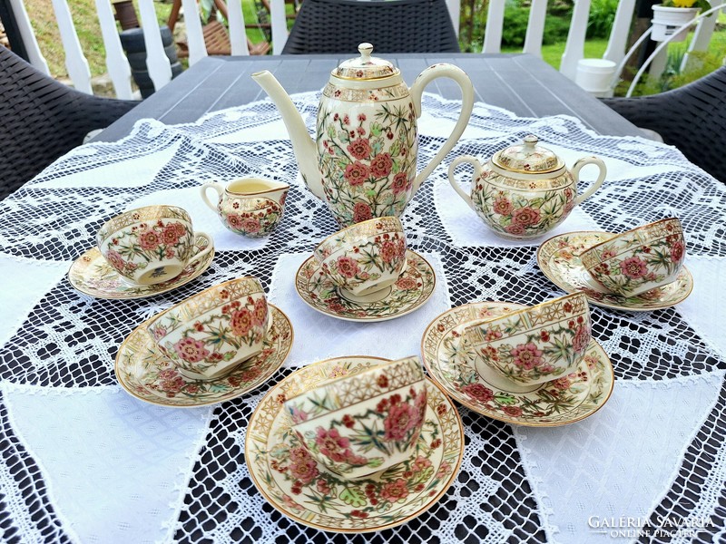 Zsolnay coffee set with Persian pattern