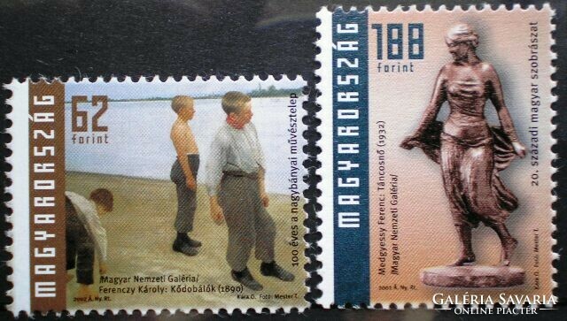 S4654-5 / 2002 arts ii. Postage stamp