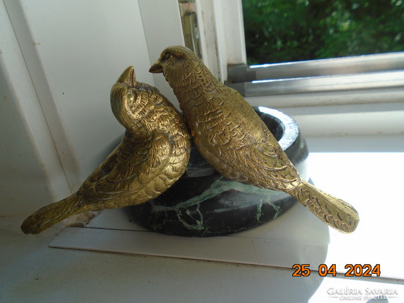 Antique Viennese bronze bird with a pair of black veined marble bowls, 1 kg