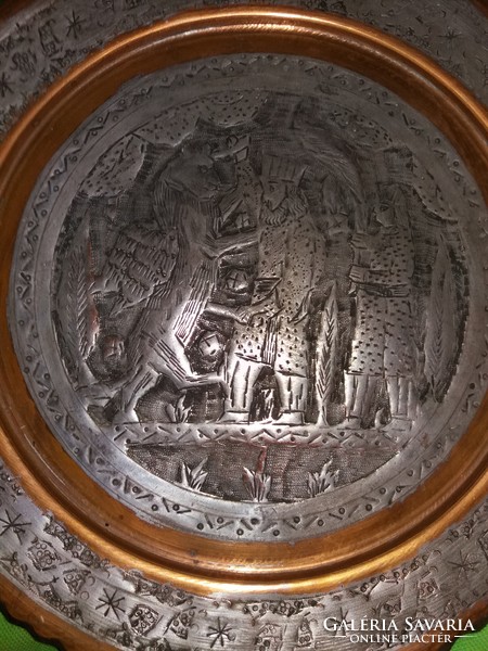 Antik viking tál múzeumi replikája Szigurd és a lintwurm ezüstös aranyos ón falitál a képek szerint