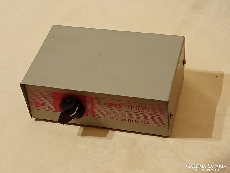Kézi adat irányító Roline Data Switch Box  retro