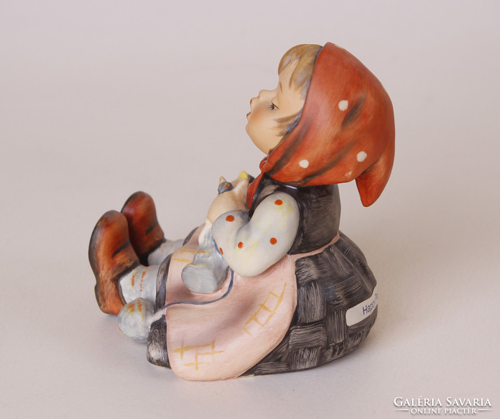 Boldog időtöltés (Happy pastime) - 9 cm-es Hummel / Goebel porcelán figura