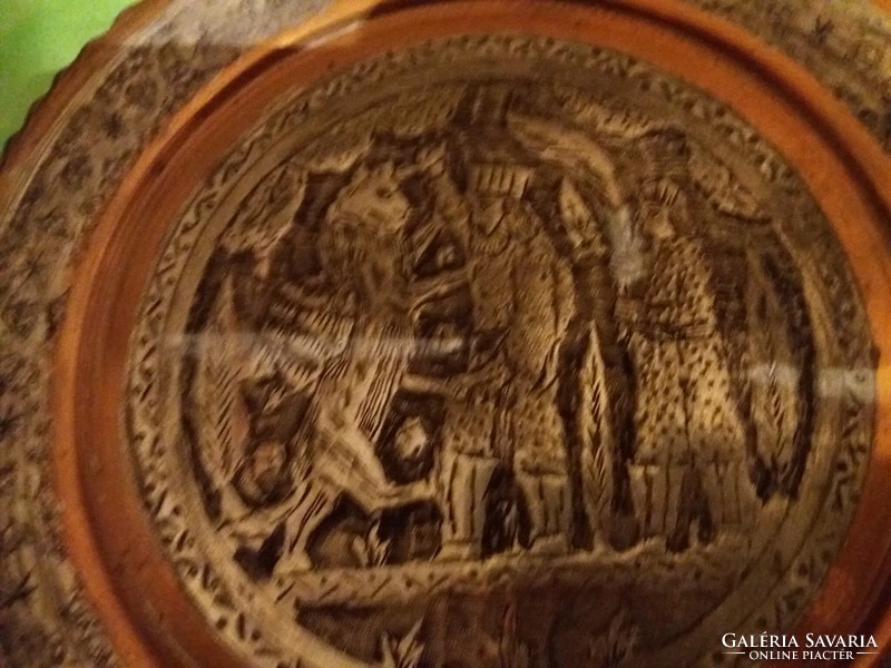 Antik viking tál múzeumi replikája Szigurd és a lintwurm ezüstös aranyos ón falitál a képek szerint