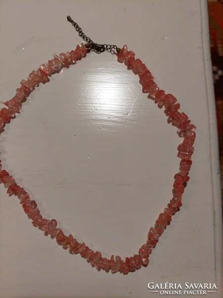 Mineral necklace retro