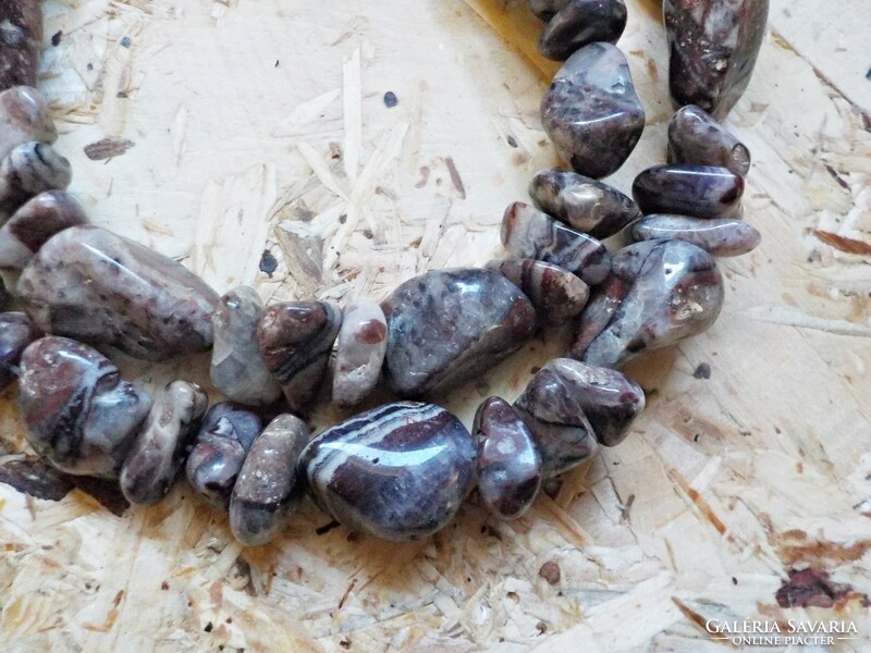 Old growing mineral necklace