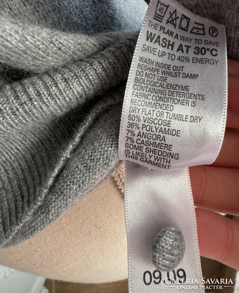 Marks&spencer size 38 angora-cashmere mixed fiber silver gray sweater