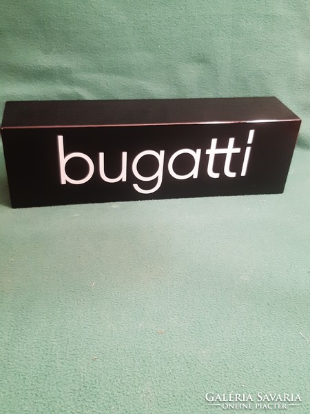 Bugatti reklám